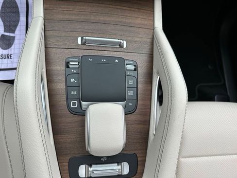 Certified 2025 Mercedes-Benz GLS 450 4MATIC image 16