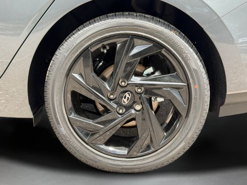 New 2026 Hyundai Elantra SEL Sport FWD image 34