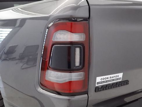 Used 2024 RAM 1500 Laramie AWD/4WD image 18