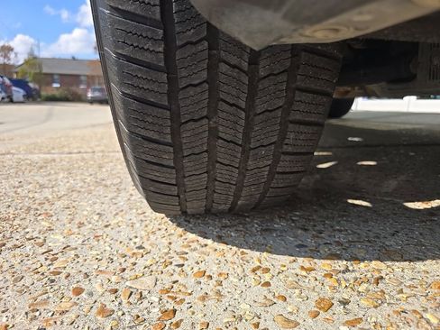 Used 2020 Chevrolet Blazer LT image 42