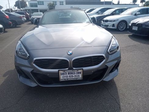 Used 2025 BMW Z4 sDrive30i image 2