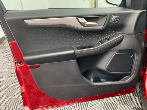 Used 2020 Ford Escape SEL AWD/4WD image 15