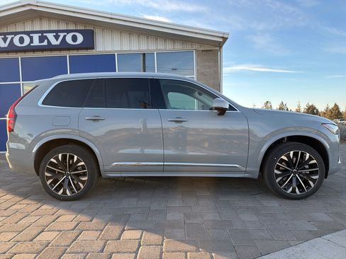 New 2026 Volvo XC90 B6 Ultra w/ Protection Package image 3