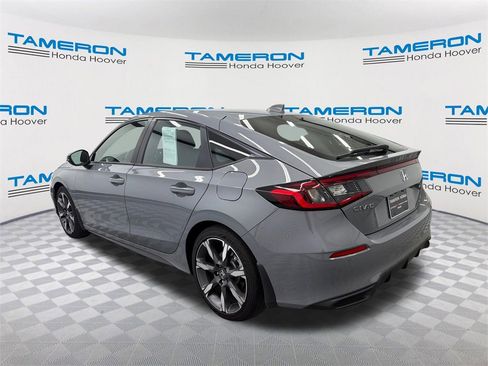 Used 2025 Honda Civic Sport Touring image 3