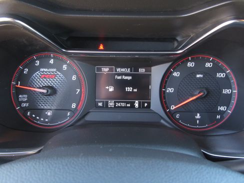 Used 2023 Chevrolet TrailBlazer RS w/ Sun and Liftgate Package AWD/4WD image 28