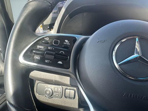 Used 2023 Mercedes-Benz Sprinter 3500 image 17