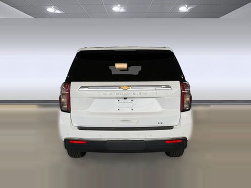Used 2024 Chevrolet Suburban LT RWD image 10