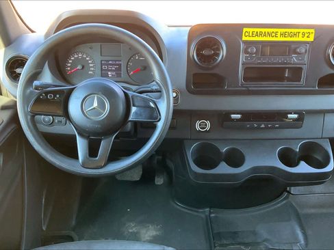Used 2019 Mercedes-Benz Sprinter 170 image 5