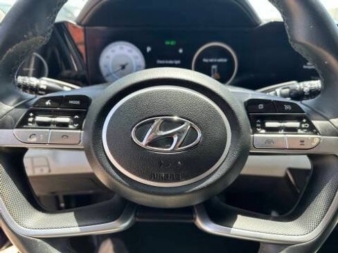 Used 2023 Hyundai Elantra Limited w/ Cargo Package FWD image 11