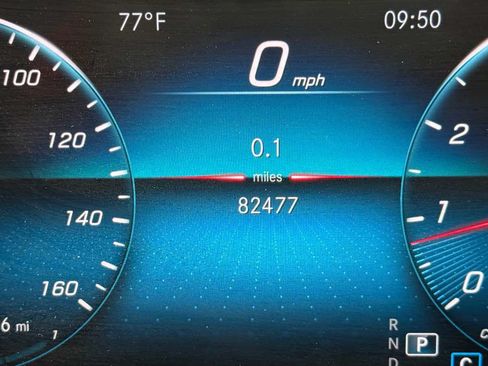 Used 2020 Mercedes-Benz CLA 250 w/ Premium Package image 14
