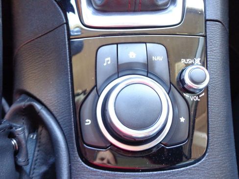 Used 2015 MAZDA MAZDA3 s Grand Touring FWD image 23