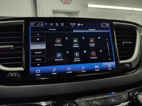 Used 2024 Chrysler Pacifica Touring-L FWD image 54