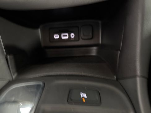 Used 2024 Chevrolet Equinox LT image 46