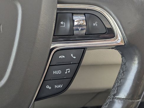 Used 2019 Lincoln Navigator Reserve w/ Cargo Package image 31