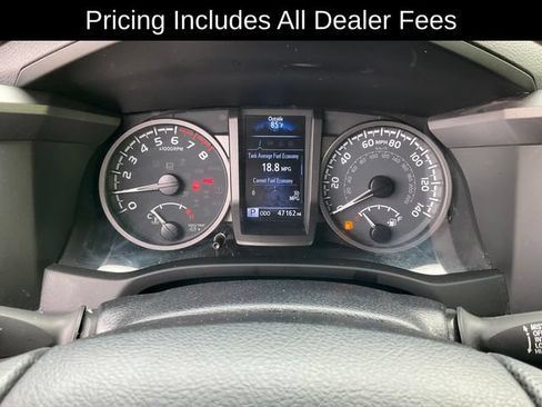 Used 2023 Toyota Tacoma TRD Off-Road w/ Technology Package RWD image 10