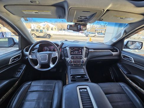 Used 2015 GMC Yukon XL Denali w/ Open Road Package image 4