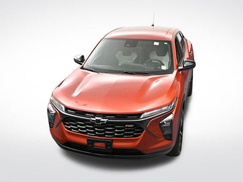 Used 2024 Chevrolet Trax RS w/ Driver Confidence Package FWD image 23