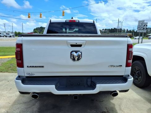 Used 2021 RAM 1500 Laramie w/ Sport Appearance Package AWD/4WD image 4
