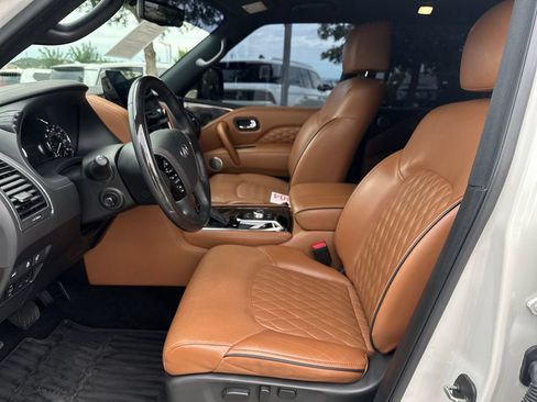 Used 2023 INFINITI QX80 Sensory w/ Cargo Package AWD/4WD image 18