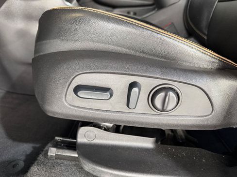 Used 2023 GMC Terrain AT4 w/ Infotainment Package II AWD/4WD image 19