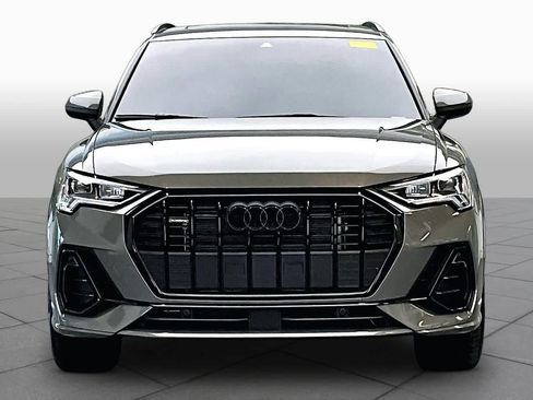 Used 2025 Audi Q3 2.0T Premium w/ Convenience Package AWD/4WD image 4