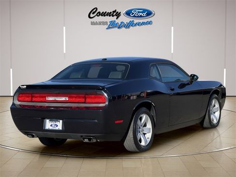 Used 2011 Dodge Challenger R/T w/ Sound Group II image 22