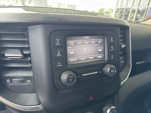 Used 2019 RAM 1500 Big Horn RWD image 16