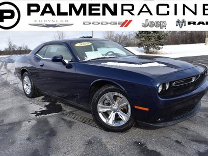 Used 2016 Dodge Challenger SXT