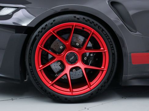 Used 2025 Porsche 911 GT3 RS RWD image 36