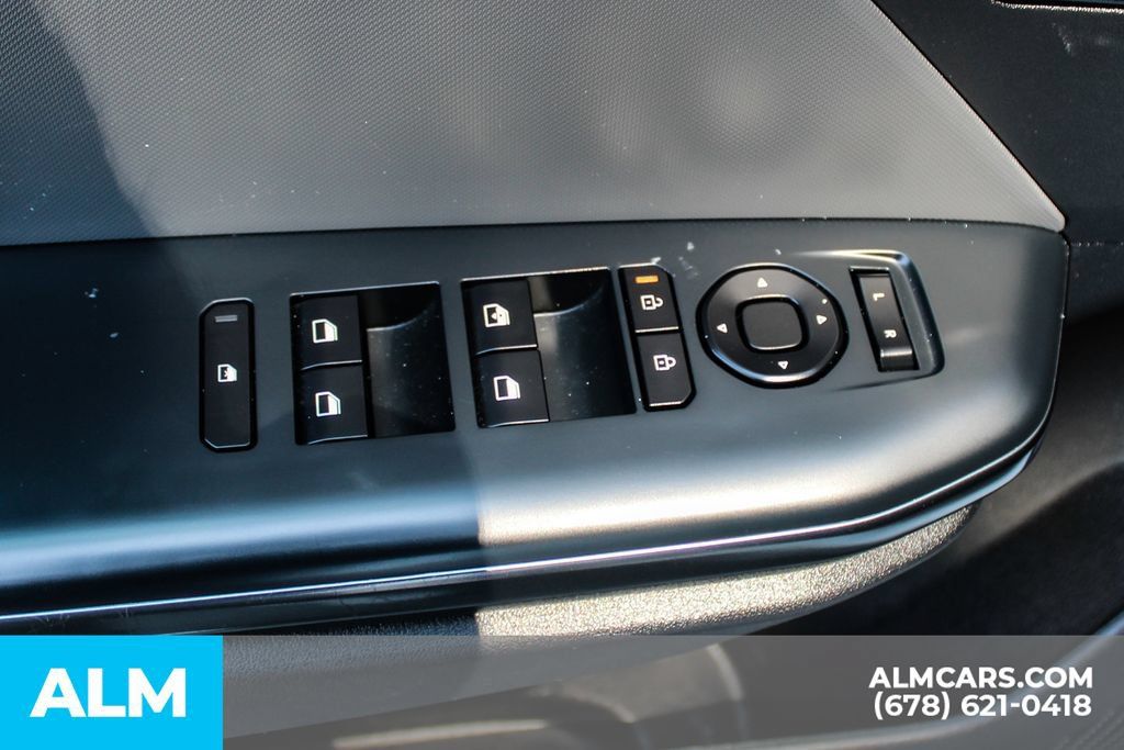 Used 2025 Kia K4 FWD image 37