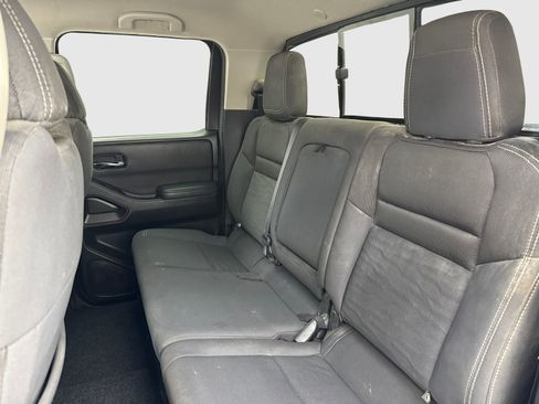 Used 2022 Nissan Frontier SV AWD/4WD image 37