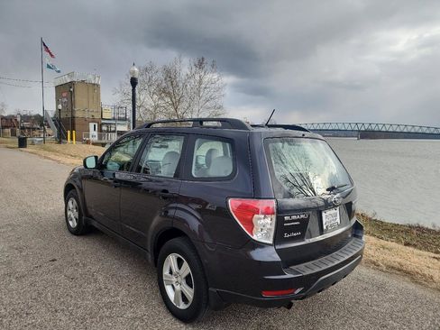 Used 2013 Subaru Forester 2.5X image 3