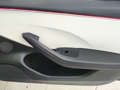 Used 2024 Tesla Model 3 Performance image 24