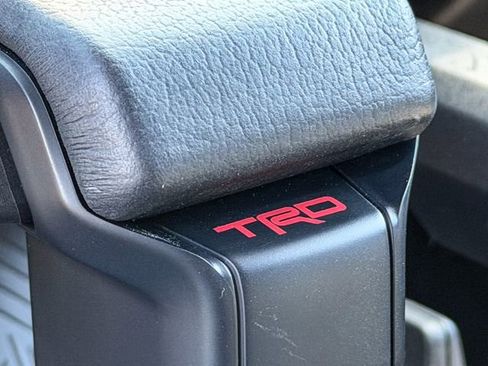 Used 2025 Toyota 4Runner TRD Off-Road AWD/4WD image 15
