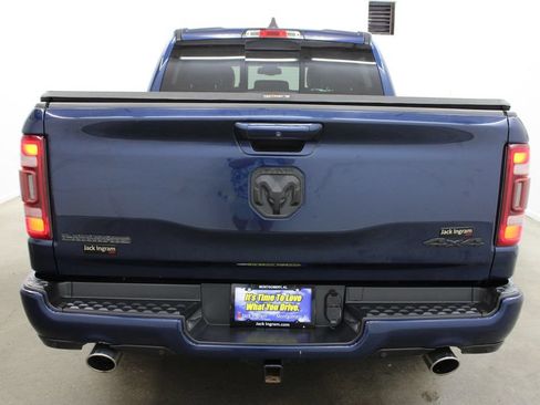 Used 2019 RAM 1500 Laramie w/ Sport Appearance Package AWD/4WD image 4