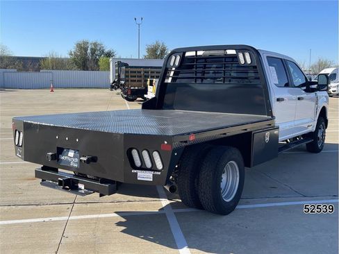 Used 2024 Ford F350 XL w/ XL Chrome Package image 2