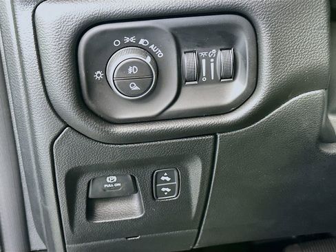 New 2026 RAM 1500 Big Horn AWD/4WD image 10
