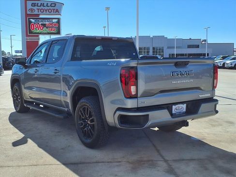Used 2023 GMC Sierra 1500 Elevation image 2
