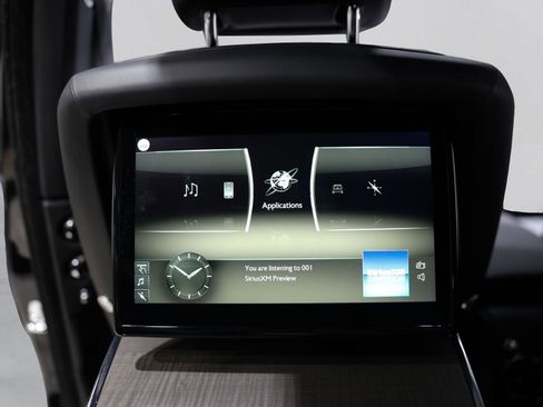 Used 2019 Rolls-Royce Cullinan AWD/4WD image 32