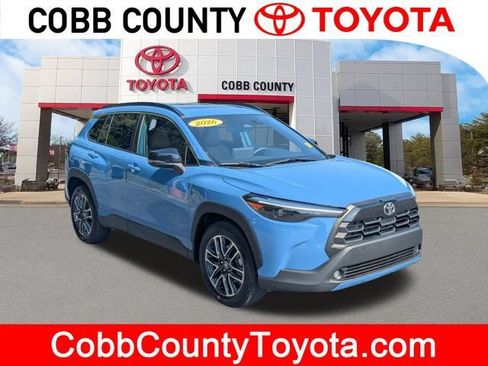 Used 2026 Toyota Corolla Cross XLE w/ Convenience Package FWD image 1