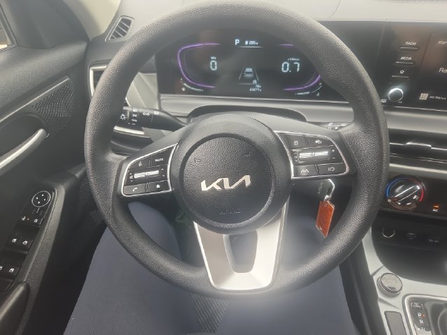 Certified 2026 Kia Seltos LX AWD/4WD image 19