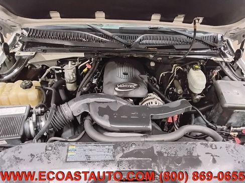 Used 2004 Chevrolet Tahoe Z71 w/ Z71 Preferred Equipment Group AWD/4WD image 9