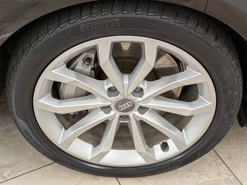 Used 2019 Audi A4 2.0T Premium Plus w/ Premium Plus Package image 12
