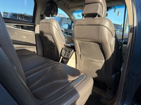 Used 2019 Lincoln Nautilus Reserve image 16