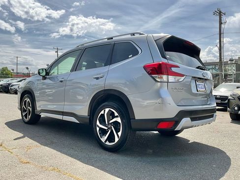 Certified 2022 Subaru Forester Touring AWD/4WD image 7