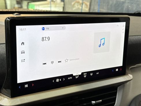 New 2026 Ford Explorer Active image 16