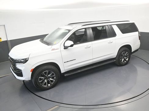 Used 2024 Chevrolet Suburban Z71 image 53