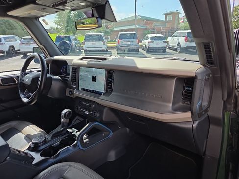 Used 2024 Ford Bronco Wildtrak AWD/4WD image 13