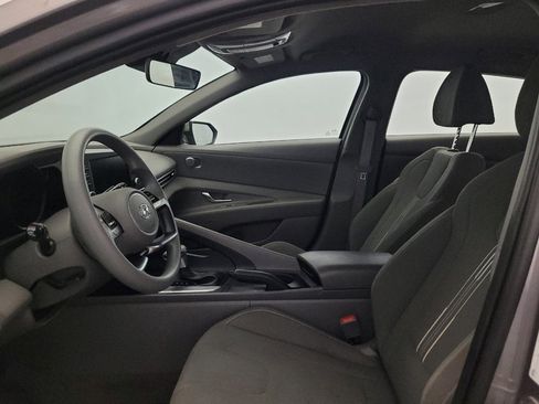 Used 2021 Hyundai Elantra SEL w/ Cargo Package FWD image 17