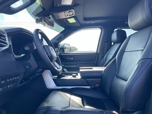 Used 2024 Toyota Sequoia Platinum AWD/4WD image 25